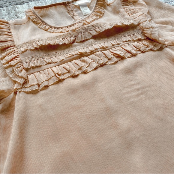 H&M Ruffle Blouse - Picture 3 of 7